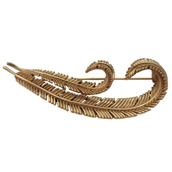 Trifari Crown Over T Gold Tone Chunk Feather Palm Leaves Brooch Pin, Signed E585 - Picture 11 of 11